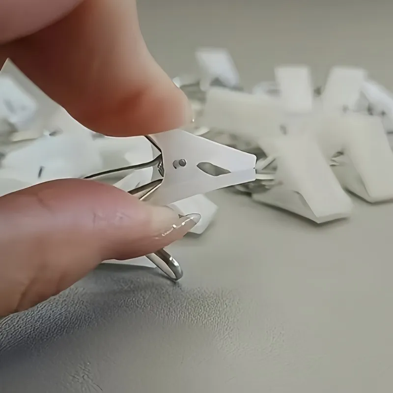 97 pcs White Small Clips, Multi-functional and Easy to Clip, Ideal for Hanging Curtains, Displaying Photos and Storing Socks