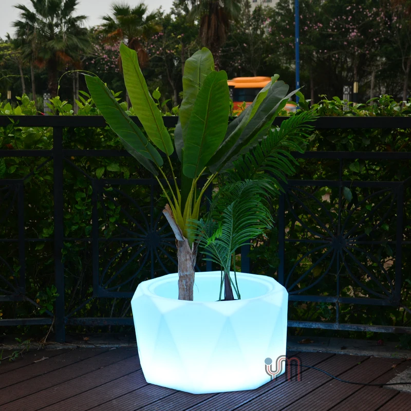 Light Up Waterproof Colorful Led Light Flower Pot Plastic Led Planter