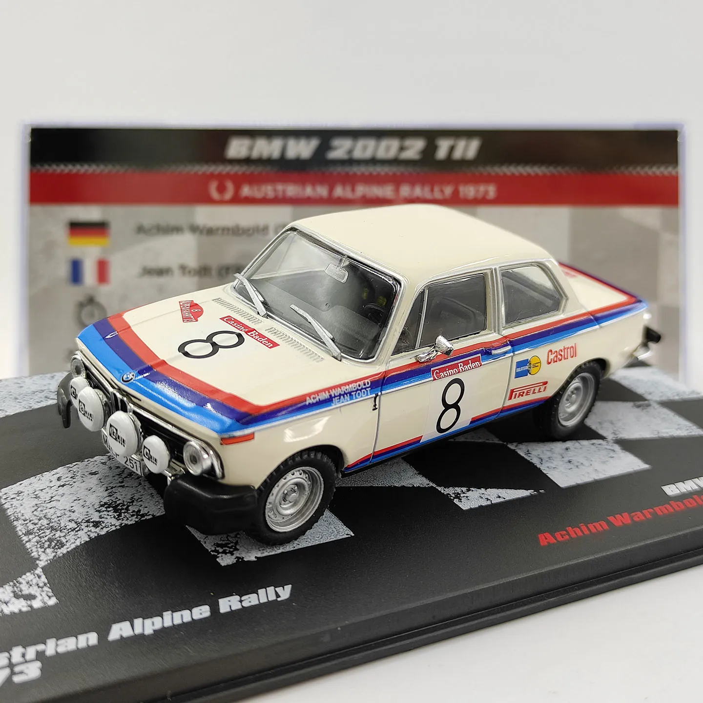 Modelo de Auto de Aleación a Escala 1:43 de BMW 2002 TII Alpine Rally 1973 de Diecast IXO