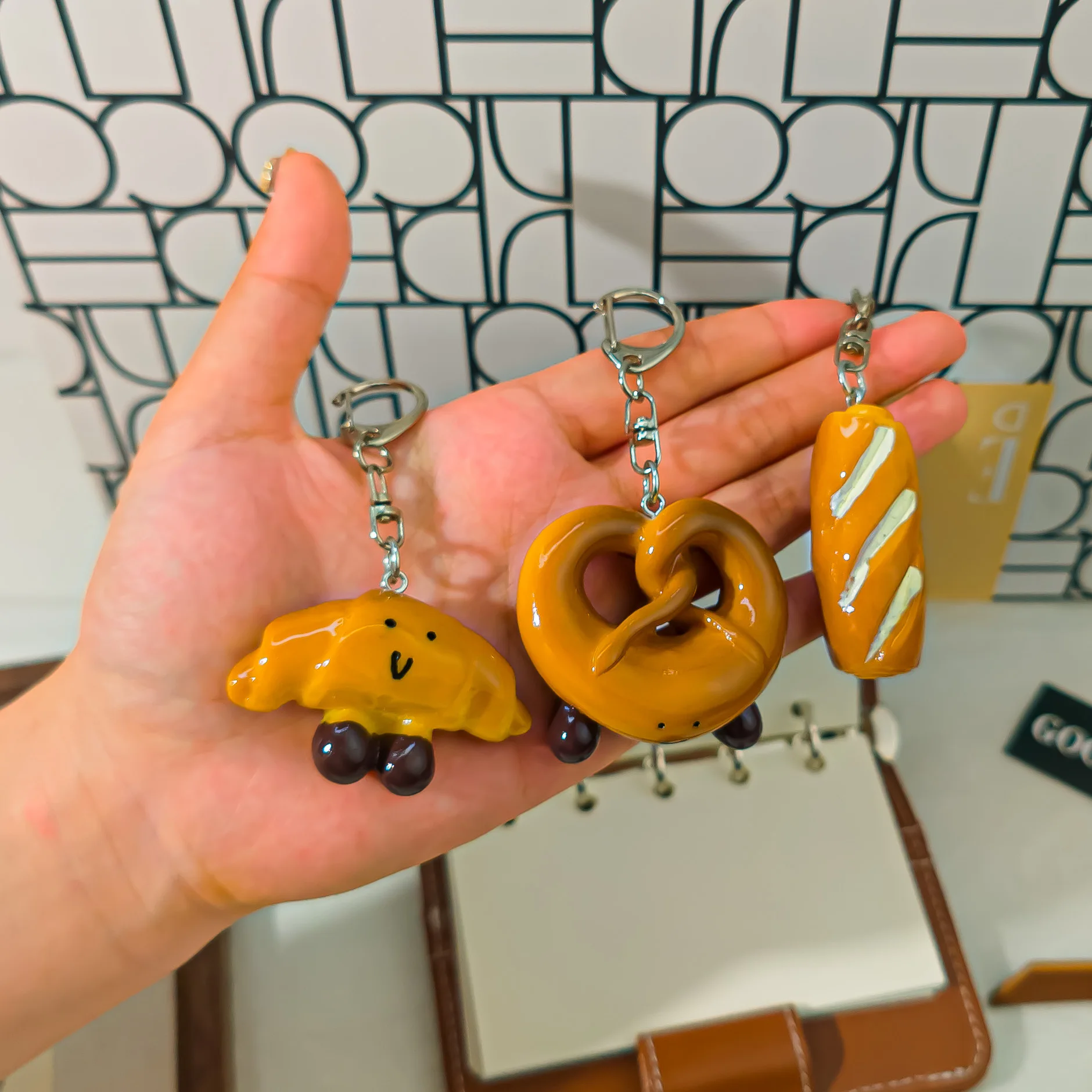 Cute Bag Charm Bread Keychain Resin Simulated French Baguette Keyring Baking Soda Bread Creative Hanging Decoration Gift - view 3