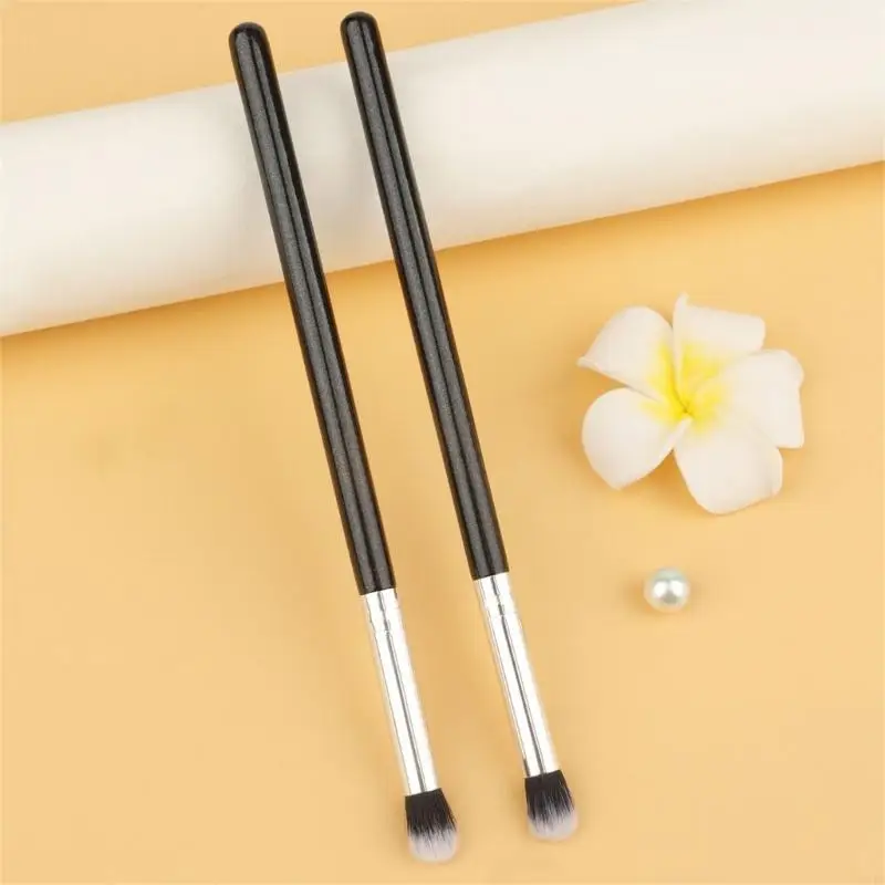 28TA多目的両面アイシャドウと輪郭を描くブラシポータブルメイクアップツール