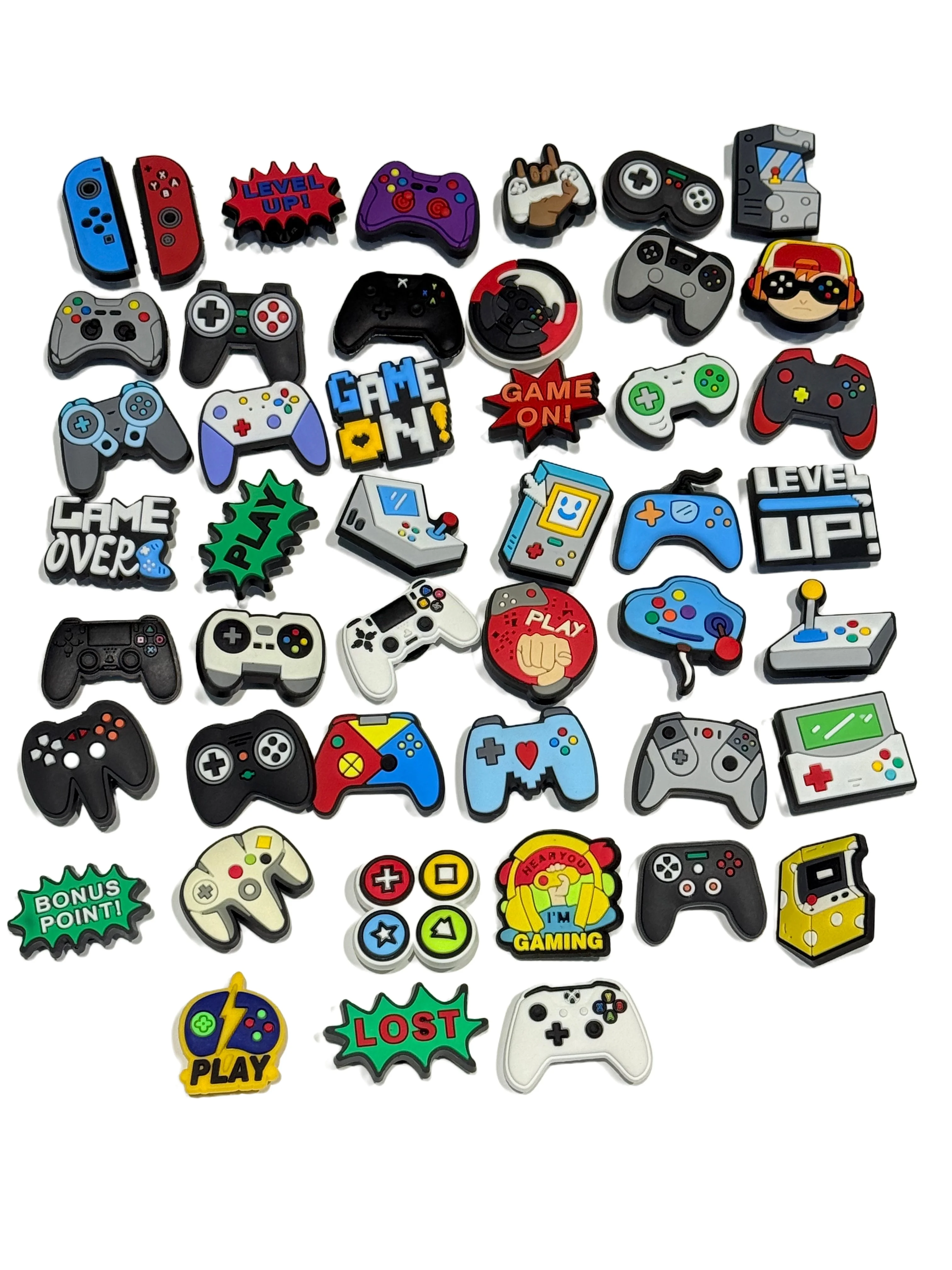 Nouveauté 15-100 pièces niveau de jeu décorations de chaussures en PVC divers manette de jeu sabot boucle breloques ajustement enfants cadeau d'anniversaire