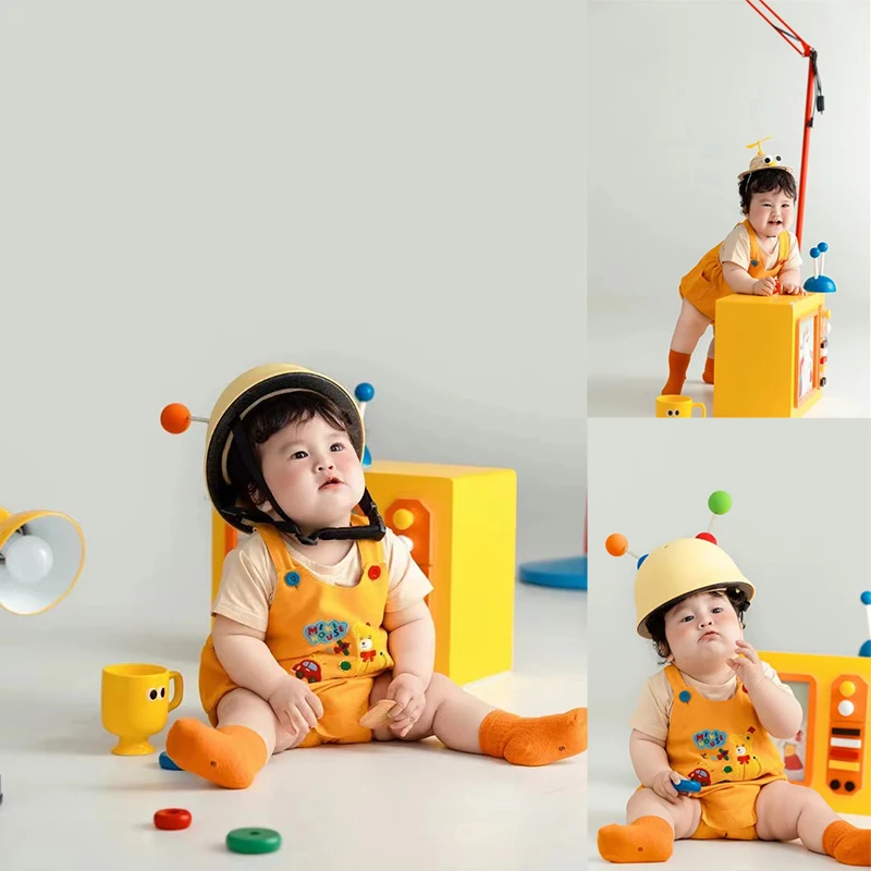 

Childrens Photography Clothing Yellow Cartoon Theme Studio Baby and Boy Photography Clothing Floor Lamp TV Props bebê 신생아사진