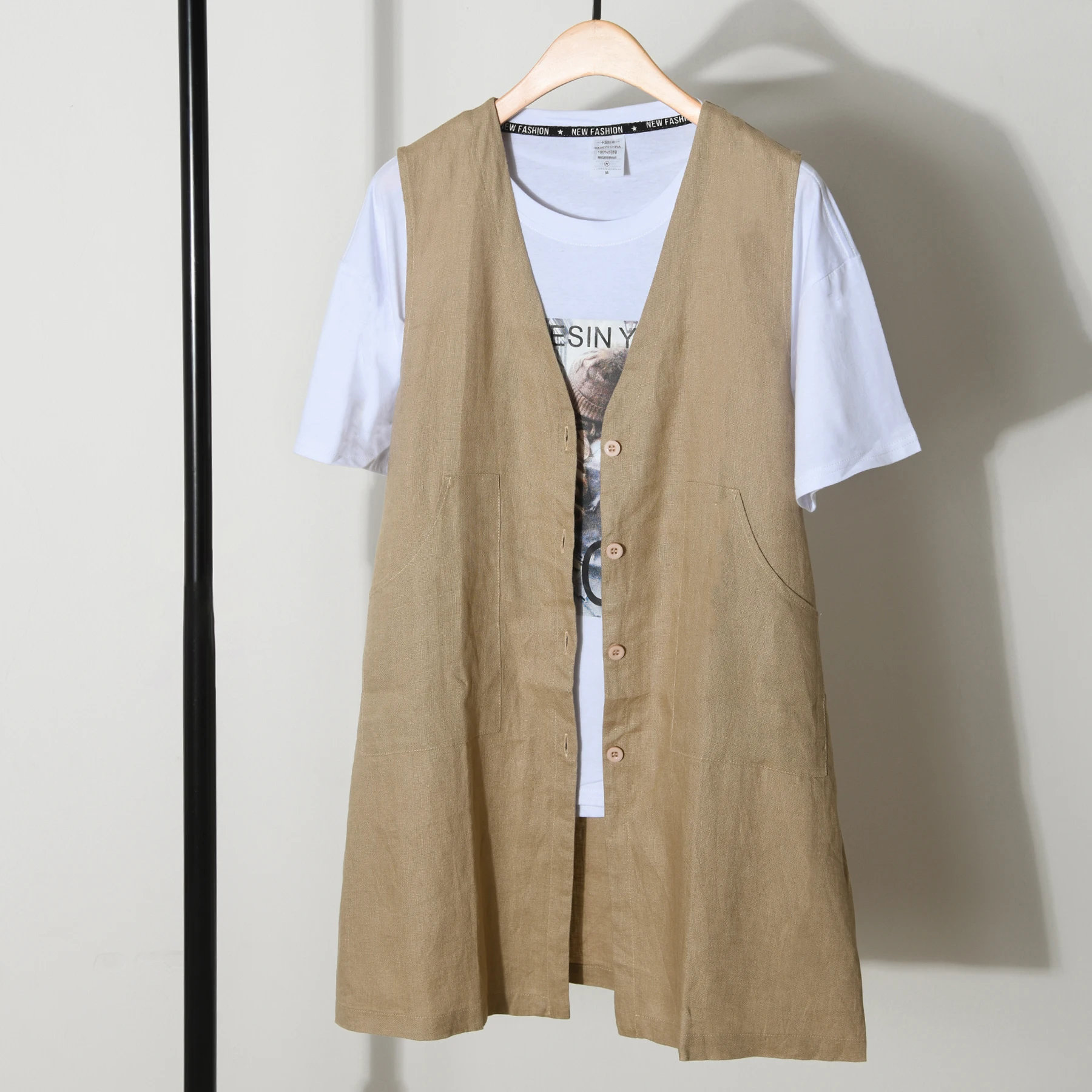 

Женский хлопково-льняной жилет средней длины с застежкой на талии, универсальный топ с подплечниками, тонкий однотонный жилет на пуговицах для поездок на работу