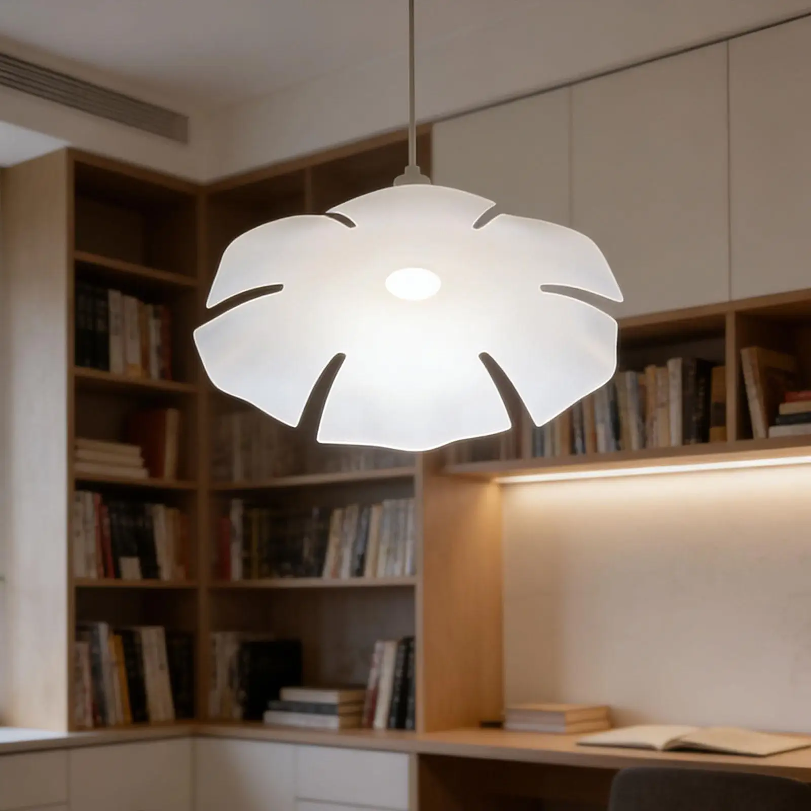 

Classic Flower Pendant Lampshade PVC Ceiling Lamp Cover for Bedroom Living Room Table Lamp Lighting