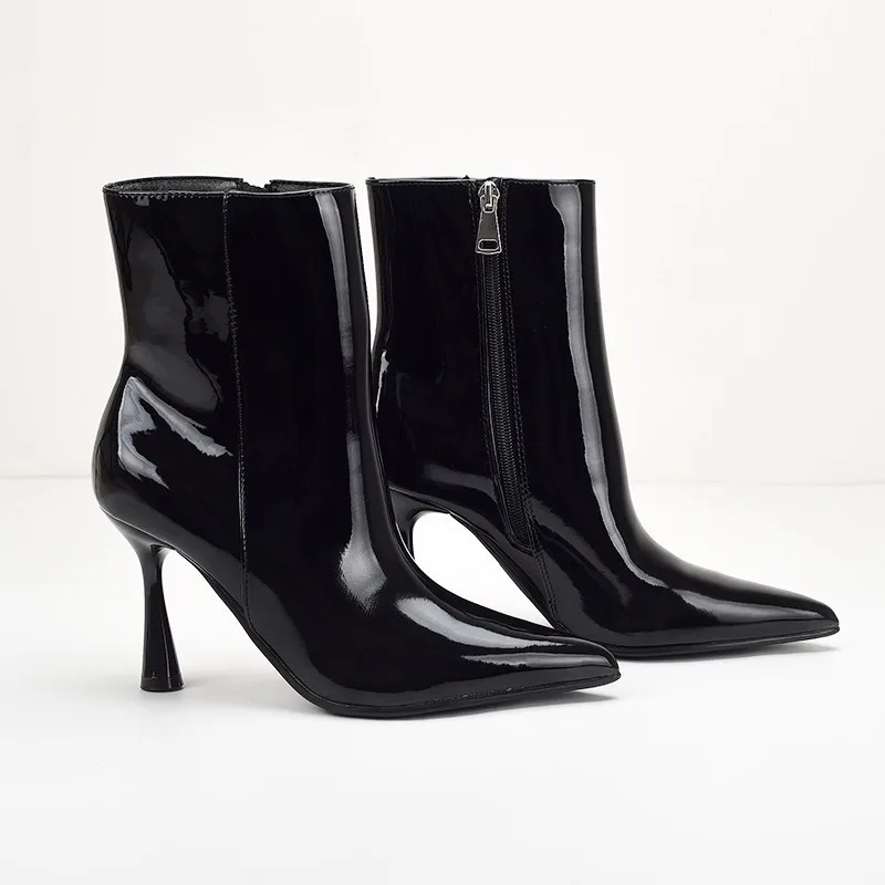 الخريف الشتاء الأسود براءات الاختراع والجلود المرأة حذاء من الجلد مثير وأشار الجانب البريدي الحديثة قصيرة للسيدات أنيقة خنجر حذاء الحفلات