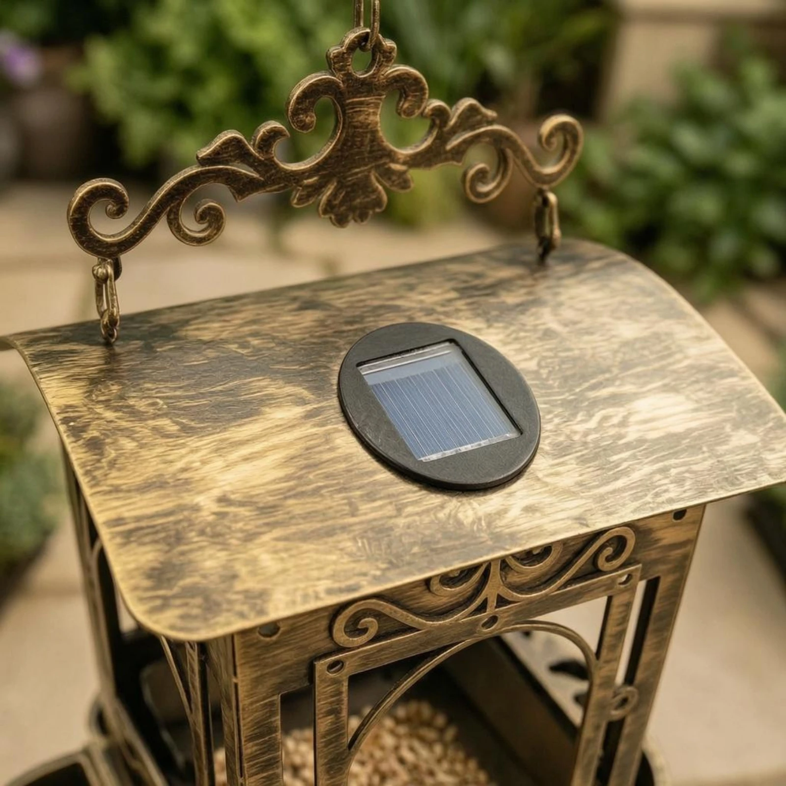 Hanging Bird Feeder Scrollwork Cutouts Hanging Metal Birdhouse Feeding Station Rust Resistant Patio Decoration Night Light