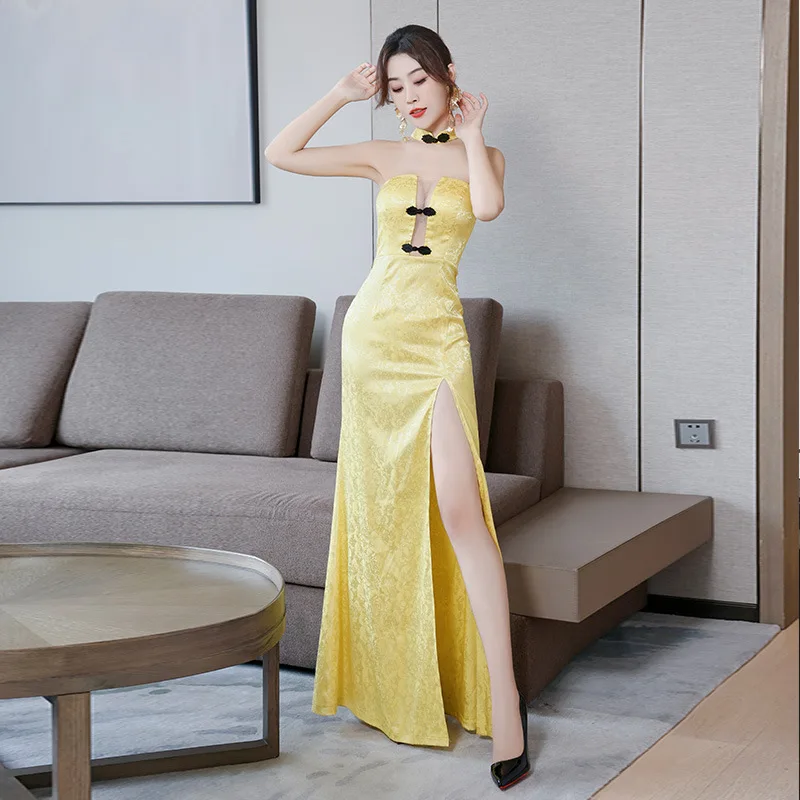 

New Chinese-style long skirt for women2025Improved cheongsam-style evening work dress with a bodycon fit and a slit