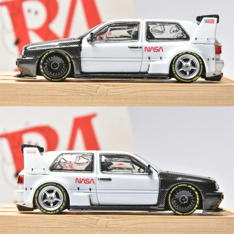 Model Rhino 1/64 Golf 3 X F40 LM „NASA” Zabawka ze stopu Pojazd silnikowy Odlewany metalowy model