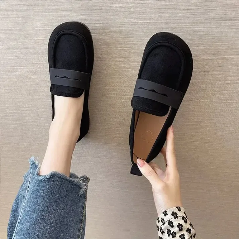 2023 New Ladies Flat Shoes Casual Shoes Non-Slip Driving Shoes Leather Comfortable Flat Shoes Black Brown Casual Loafers Shoes