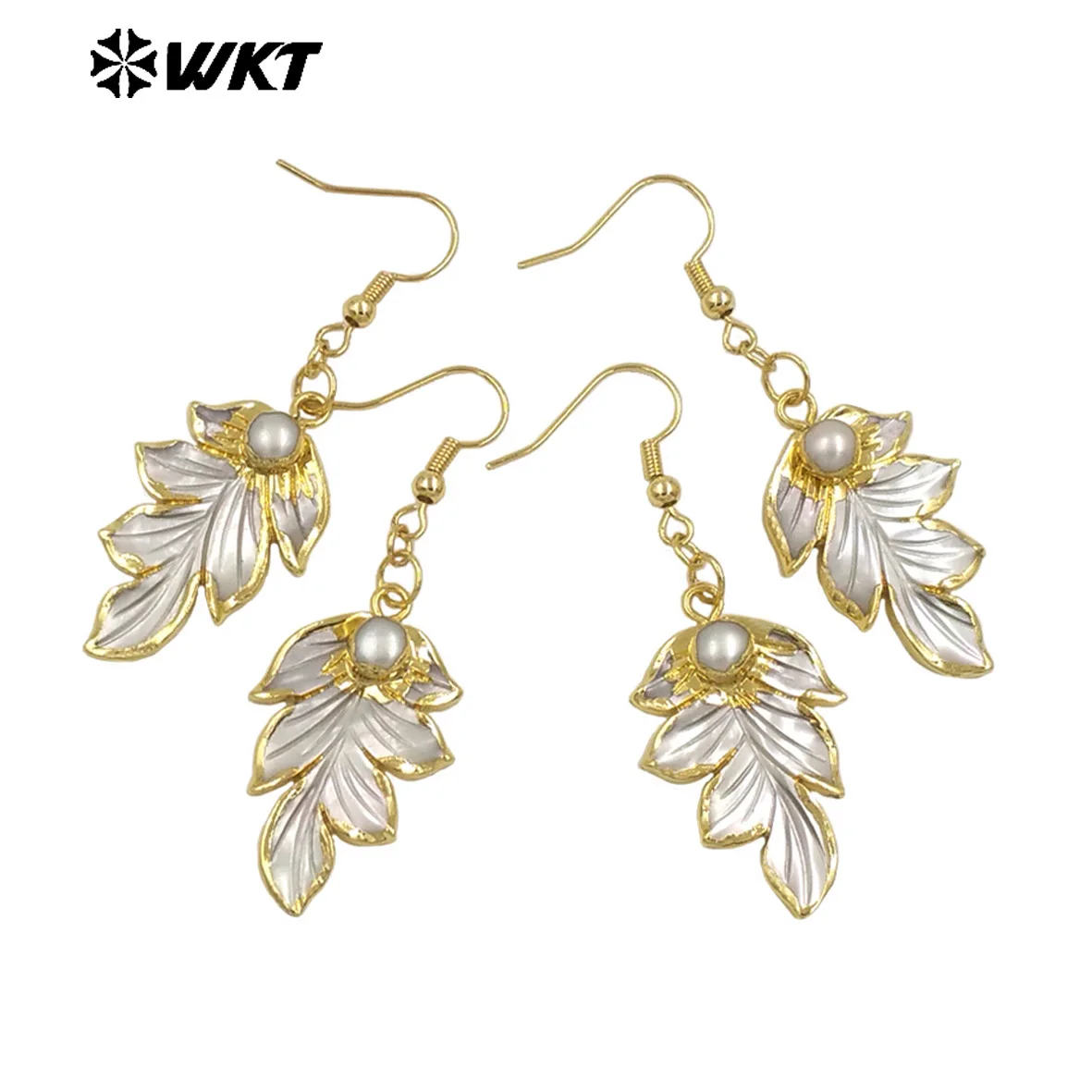 WT-MPE143 New Vintage 18k Real Gold Plated Handmade Carved Natural Mop Shell Leaf Earring With Pearl Charms