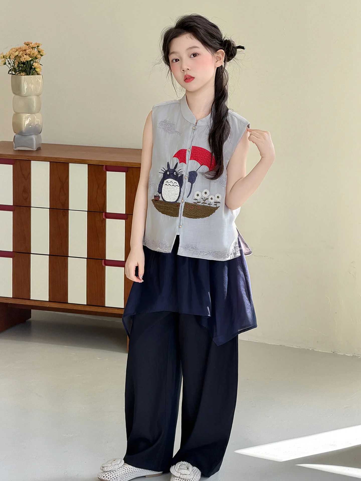 new-chinese-style-embroidered-squirrel-vest-for-girls-summer-children's-national-trend-sleeveless-top-trendy-vest