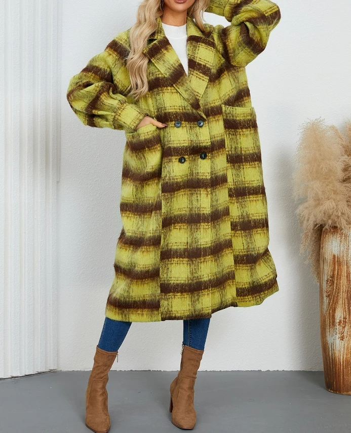 

Collar double breasted woolen coat, winter long sleeved mid length plaid coat