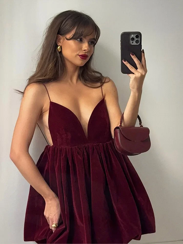 Sexy Lady Strap Deep V Neck Slim Velvet Woman Mini Dress Chic Solid Sleeveless Backless Dresses New Fall Evening Party Vestidos