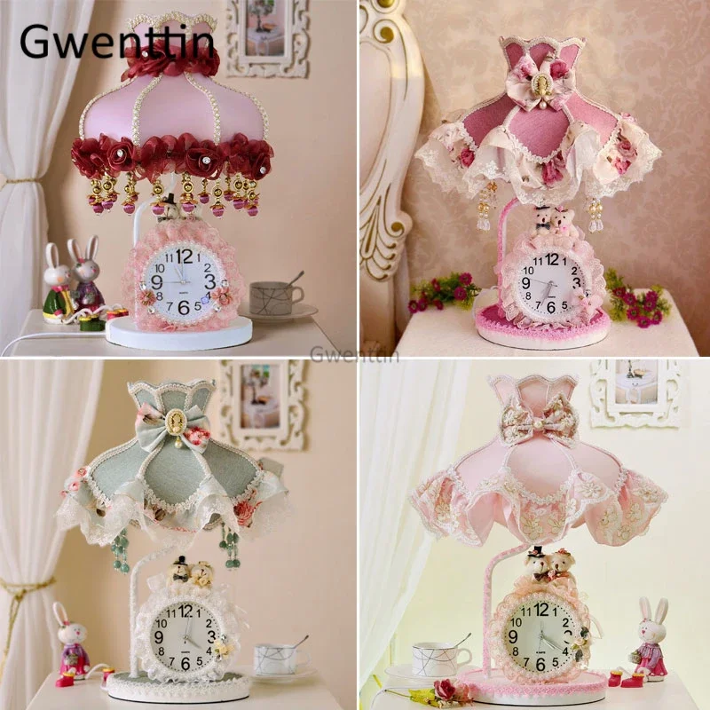 Moderna Principessa Led Lampade Da Tavolo con Orologio Tessuto di Pizzo Supporto Da Tavolo Apparecchi di Luce per I Bambini Camera Da Letto lampada
