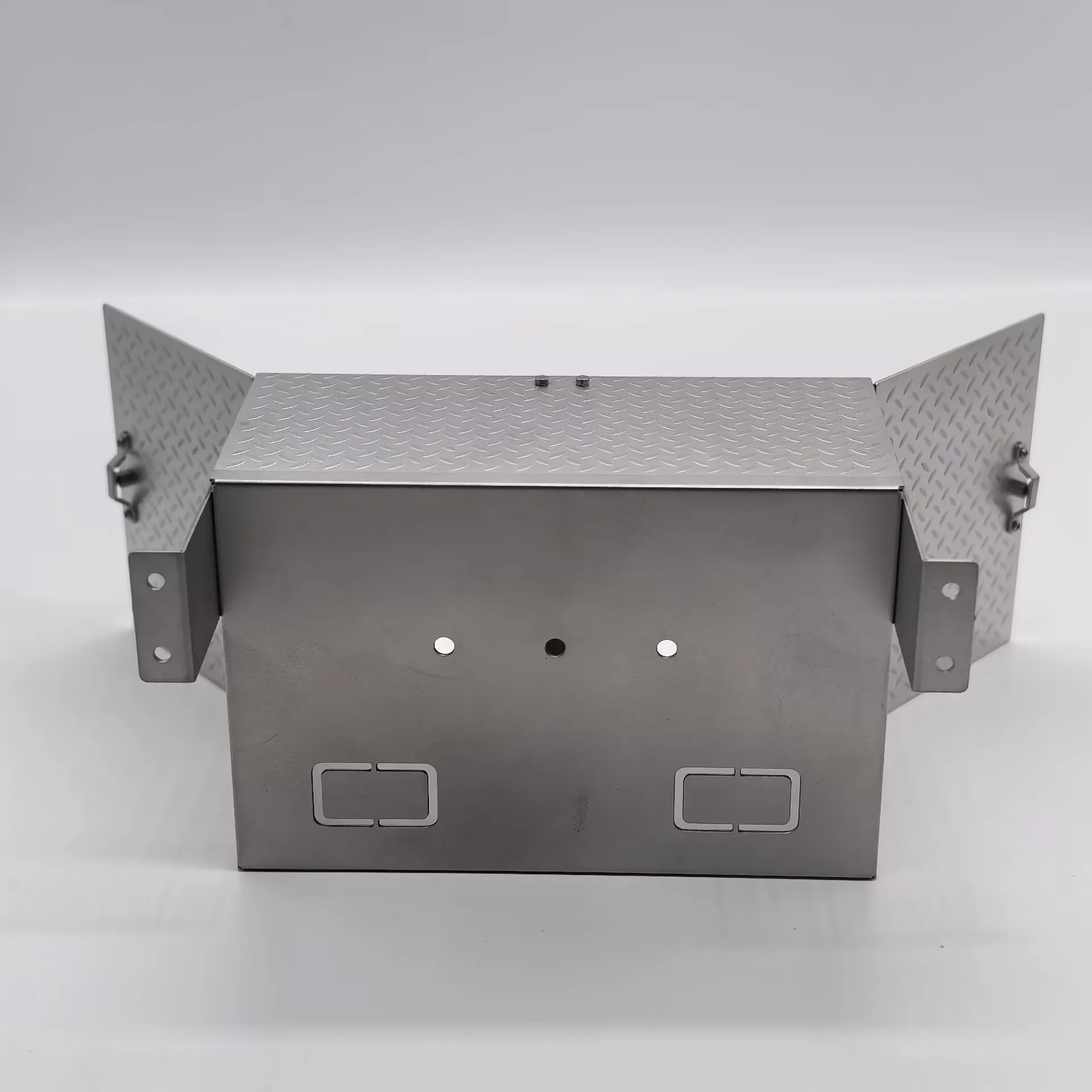 1 Satz RC-Werkzeugkasten 90 mm Scaleclub für Tamiya 1/14 LKW-Aufbau aus Metall mit Anti-Rutsch-Muster DIY-Teile – Detail 3