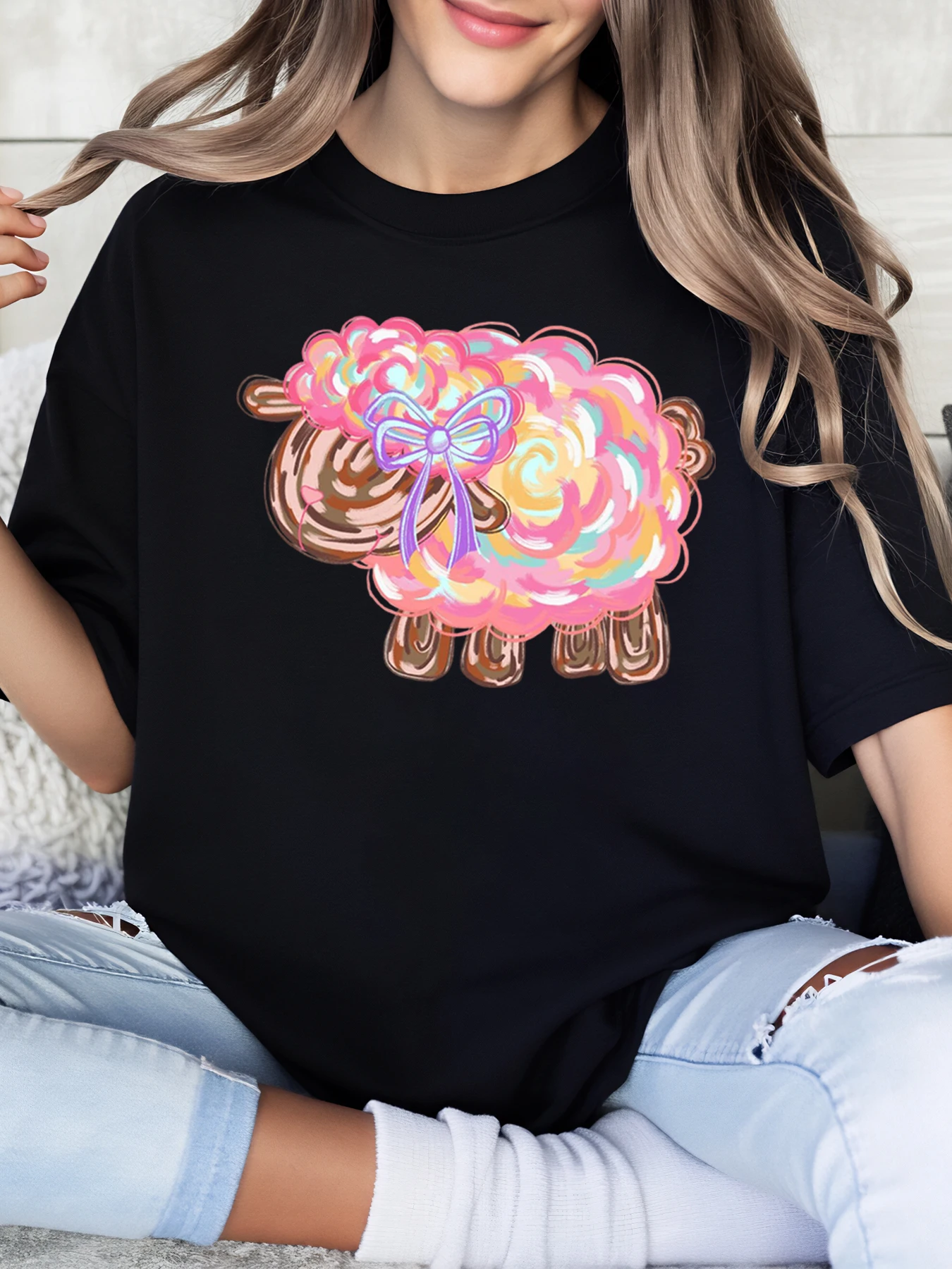 เสื้อยืดลายแกะแคนดี้สำหรับผู้หญิง ใส่สบายๆ สำหรับออกนอกบ้านในฤดูใบไม้ผลิ สีดำ ไซส์พลัส