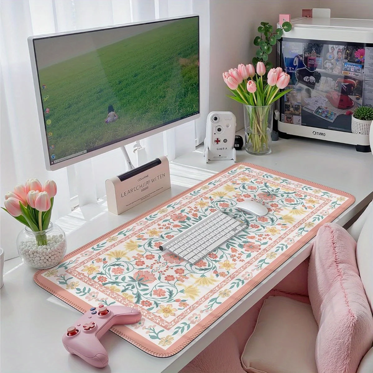 Floral patterned anti-slip mouse pads for office, home and school work areas, computer desktop decoration and office accessories