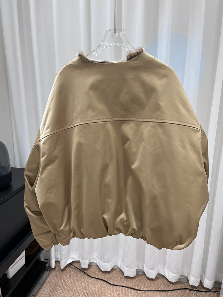 سترة نسائية جديدة موضة خريف وشتاء لعام 2025 معطف فرو موسكرات طبيعي حقيقي سترة نسائية فاخرة ملابس خارجية