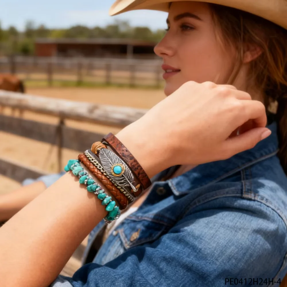 سوار جلد بني متعدد الطبقات من PESENAR، طراز الدنيم القديم، يضيف إكسسوارًا فريدًا على الطراز الغربي