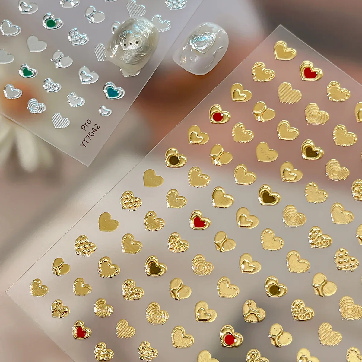 Gold-embossed Heart-shaped Nail Stickers Exquisite and Simple Lines Decorative Stickers DIY Nail Art Decoration Manicure Decals