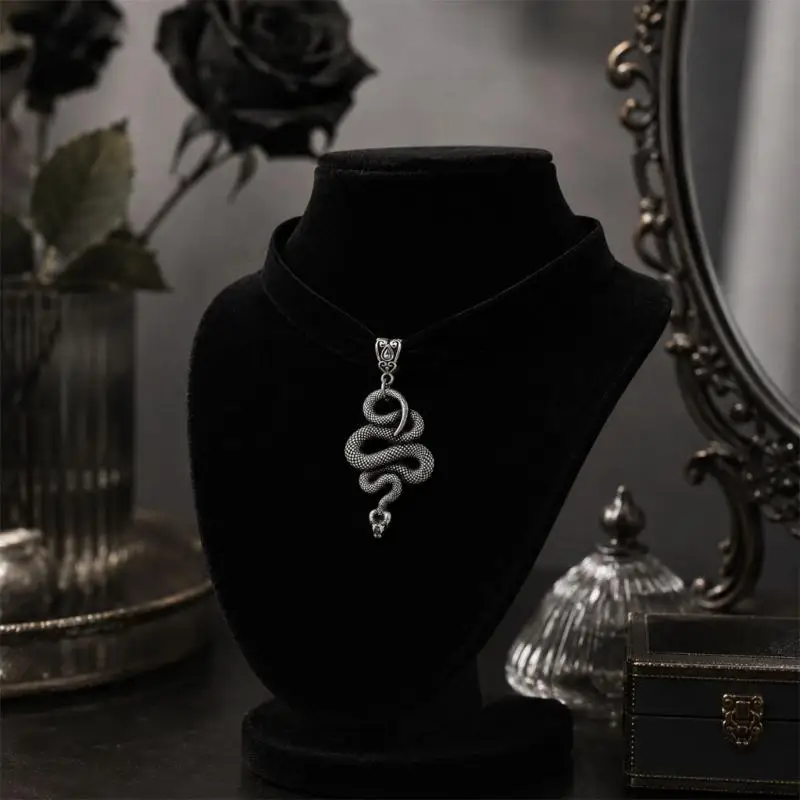 R7UF Black Velvety Snake Pendant Necklace for Photo-Ready Outfit Detail