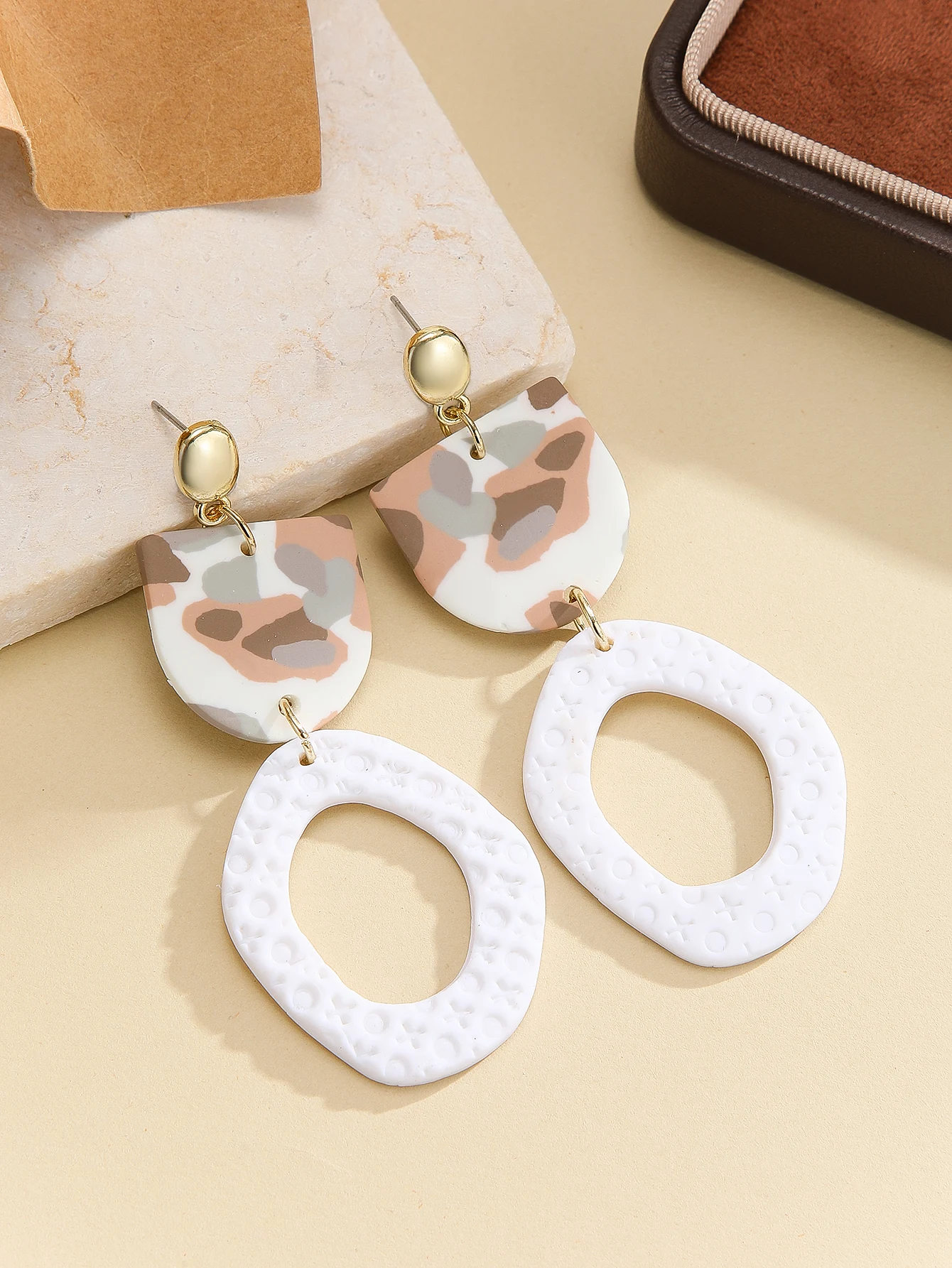 بوليمر كلاي أقراط هندسية بوهو حلقة بيضاوية إطار مربع قوس القرص خفيفة الوزن محايدة الأرض كامو للنساء هدية حفلة يومية #3