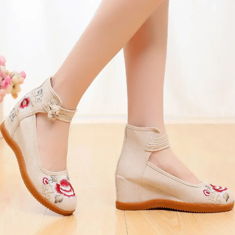 Chinese Style Women Canvas Hidden Platform Shoes Flower Embroidered Vintage Ladies Casual Ankle Strap Shoes kjm89