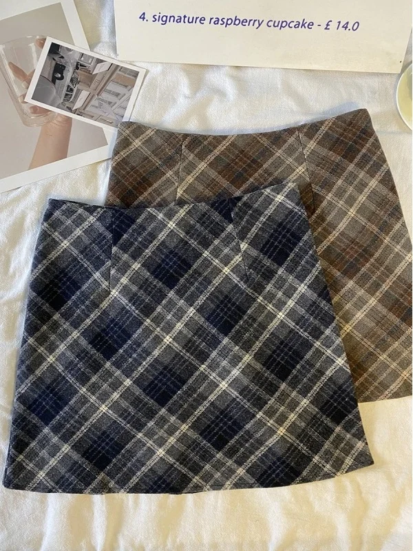 Spódnica wełniana w kratę z wysokim stanem, damska, zimowa 2025, nowa, koreańska, elegancka, wyszczuplająca, trapezowa, kopertowa.