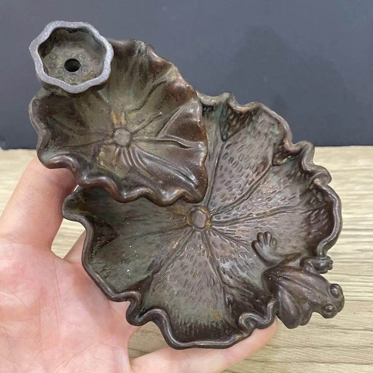 Double layer frog lotus leaf incense burner Sticks Holder Statue for Tea Home Decor Ornaments