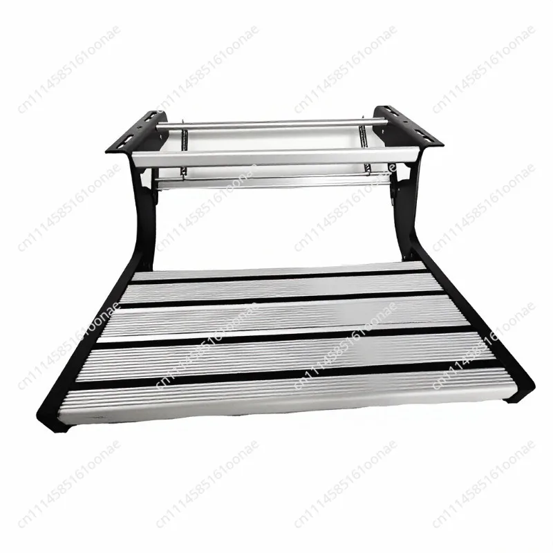 Travel equipment, high-grade aluminum alloy RV folding steps, single RV accessories are sturdy and durable