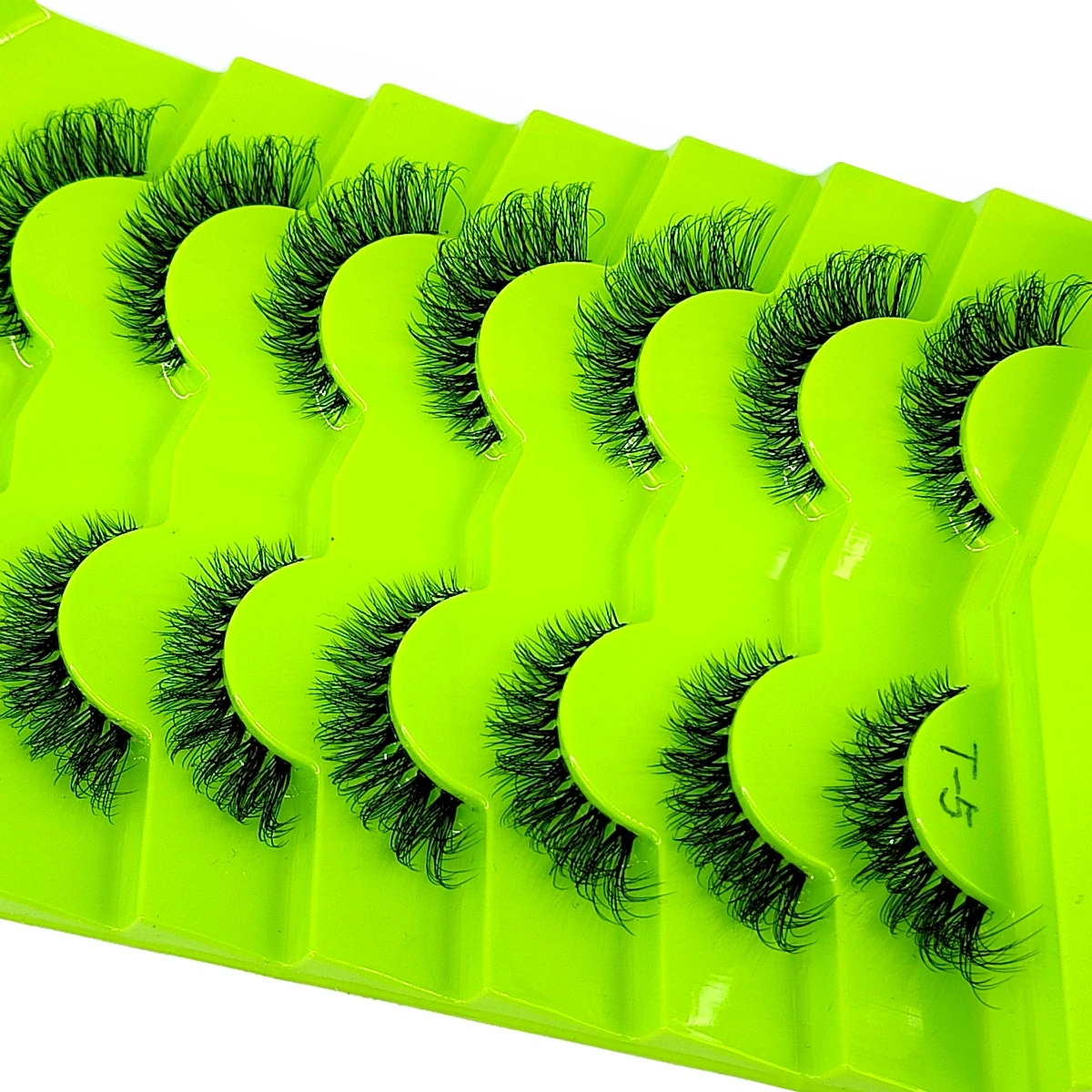 7 pairs Cat Eye Lashes 3D Faux Mink Eyelashes Clear Band False Lashes Natural Look Wispy Mink Eyelashes Full Strip Fluffy Lashes