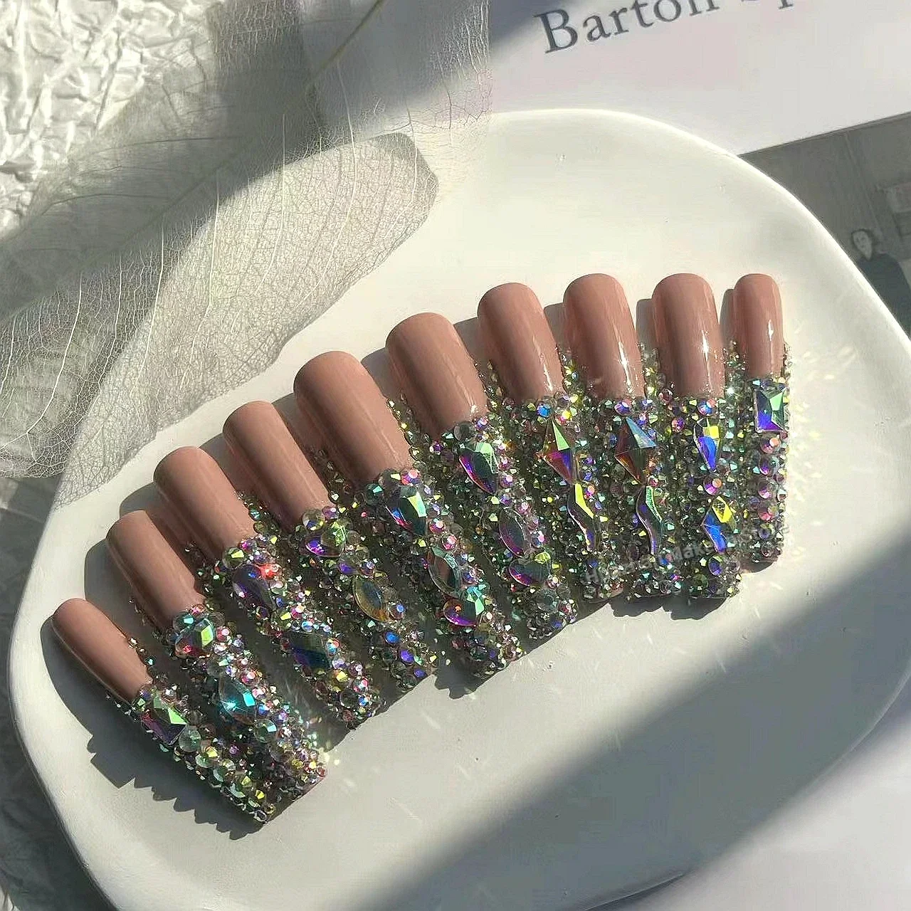 Customized Handmade 3XL Long Press On Nails Glittery Bling Rhinestone Long Coffin Stiletto False Nails Reusable Fake Nail Party