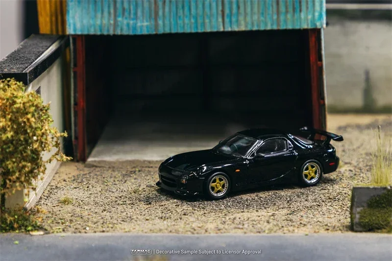 

Tarmac Works 1:64 Mazda RX-7 FD3S speed A-Spec Brilliant Black Diecast Model Car