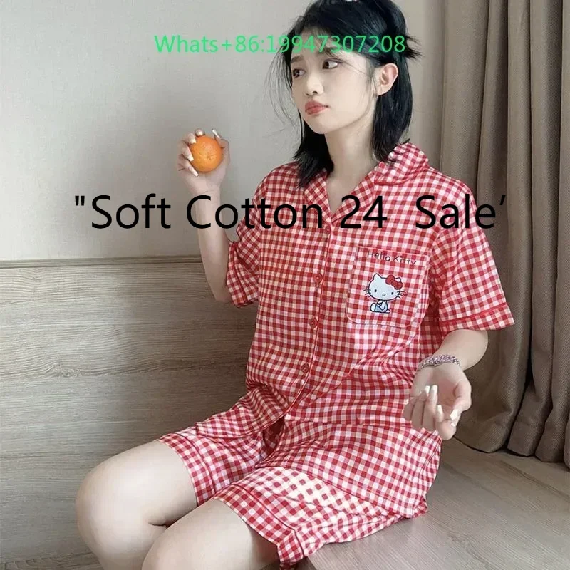 

New red cartoon Hello Kitty loungewear two-piece short-sleeved shorts cute Hello Kitty casual and comfortable women's loungewear