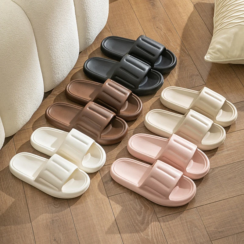 

Home Slippers Women Flats Casual Summer Designer Woman Shoes Bathroom Indoor Slides Couple Soft Thick Sole Outdoor Beach EVA