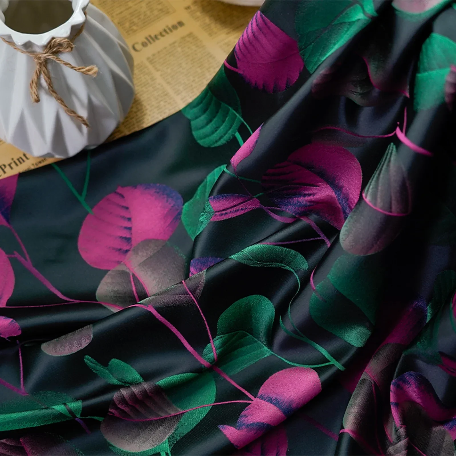 

Woven Large Leaf Brocade Fabric Fashion Dress Skirt Luggage Bag Pillow Decorative Sewing Fabric