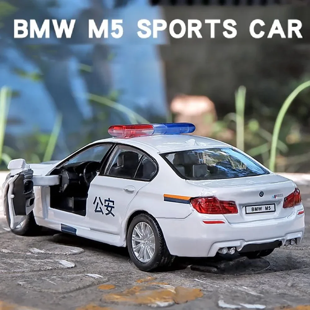 鋳造合金パトカー,BMW m5フォードマスタングフォルクスワーゲン,1:36スケール,男の子用オープン車両,ギフト,T-ROC