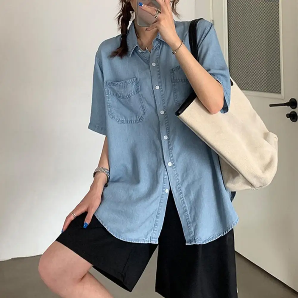 Loose Fit Denim Shirt Stylish Women's Denim Shirt Lapel Short Sleeve Multiple Pockets Retro Single Breasted Design for Women