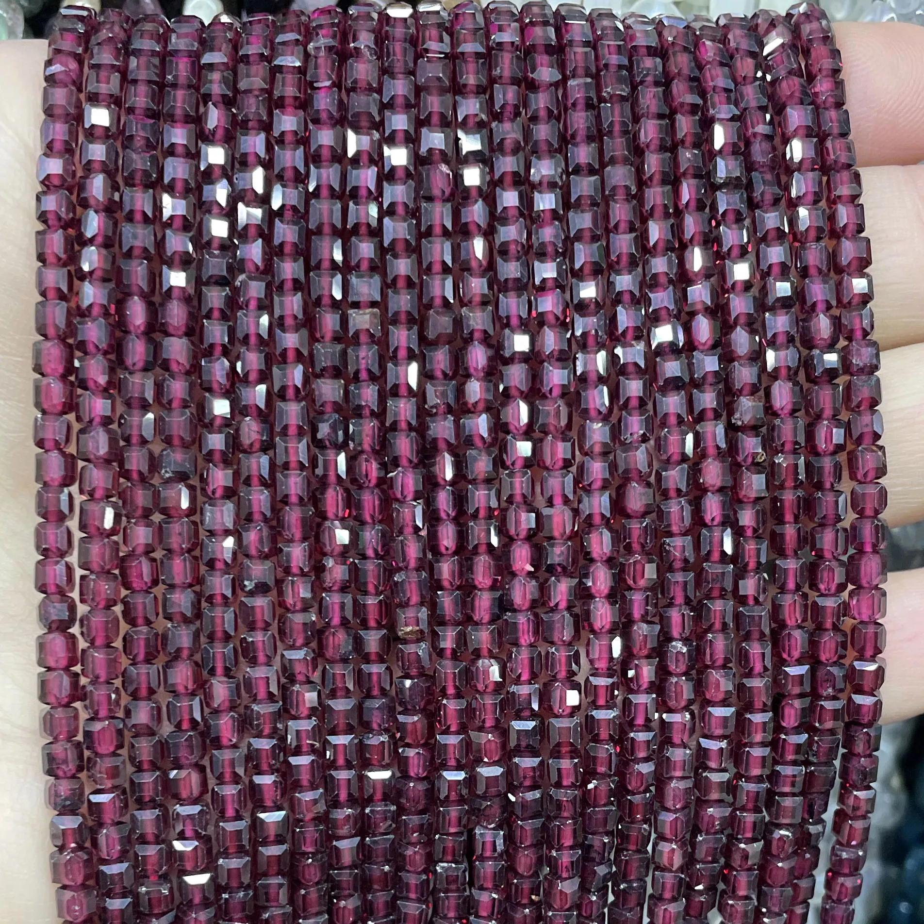 3X3MM Natural Stone Faceted Cube Red Garnet Square Spacer Beads For Jewelry Making Diy Bracelet Necklace  Accessories