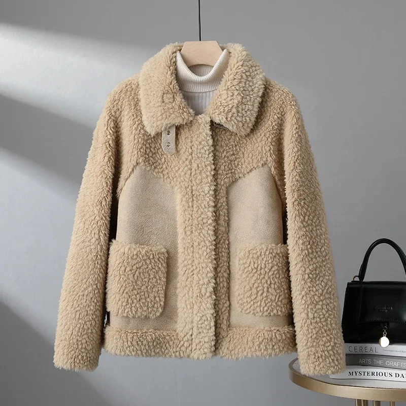 Winter Short Lambswool Jacket Women 2025 New Fashion Granular Shearling Coat Female Turndown Collar Zipper Outerwear Ladies Tops