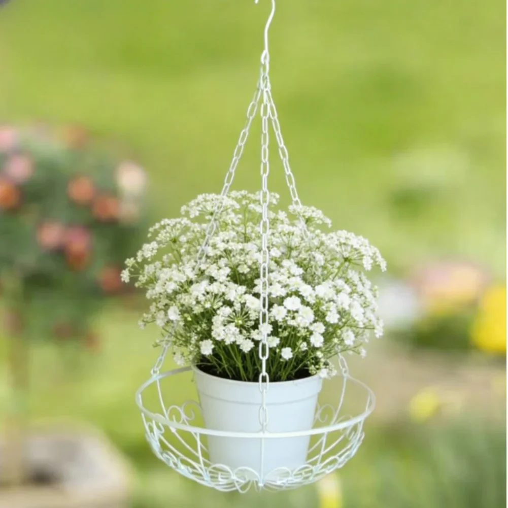 Wall mounted iron hanging basket with simple Nordic style for indoor and outdoor use in For home and garden settings
