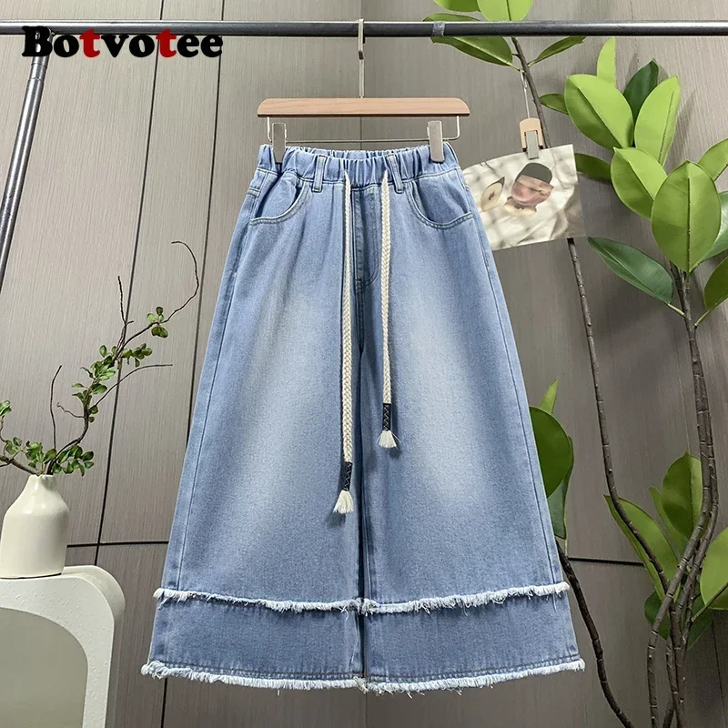 

Botvotee винтажные летние джинсы до середины икры с кисточками, лето 2025 года, женские джинсы с эластичной резинкой на талии, широкие брюки M-3XL, синие шорты, уличная одежда, джинсы