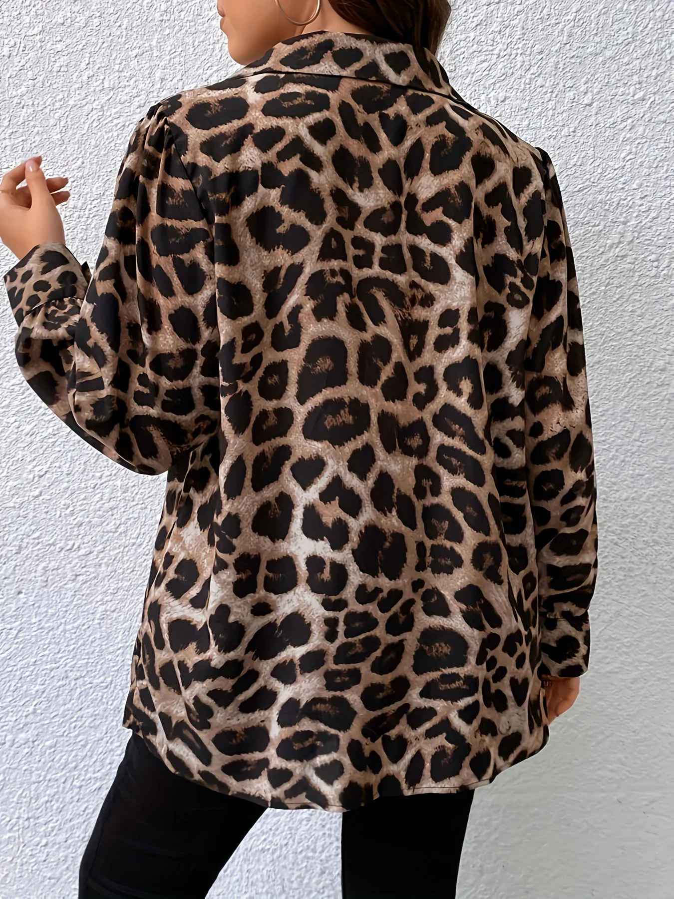 Plus Size Leopard Print Button Front Shirt, Casual Long Sleeve Shirt For Spring & Fall, Women\'s Plus Size Clothing