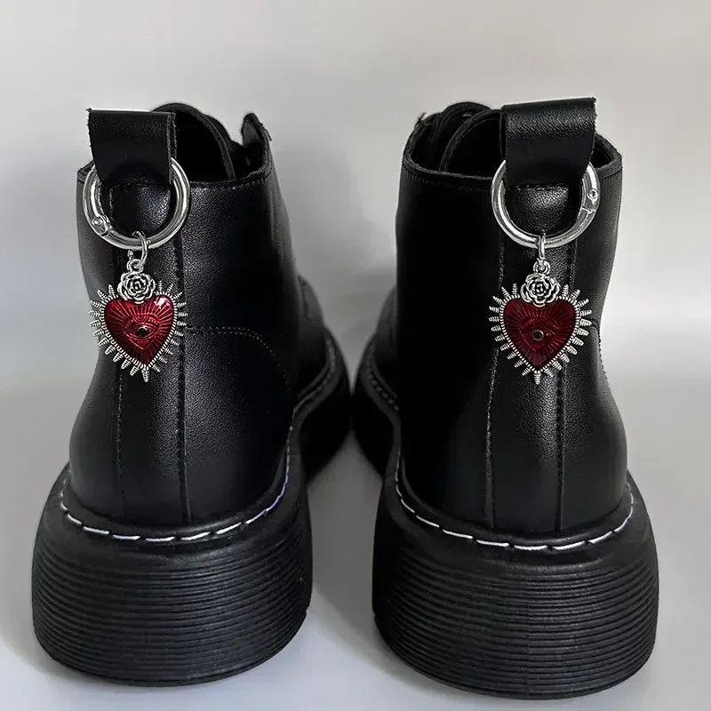 2pcs Metal Hollow Stars Silver Hearts Pendant Boots Shoes Buckles Decoration DIY Metal Snap Hook Winter Boots Shoe Accessories