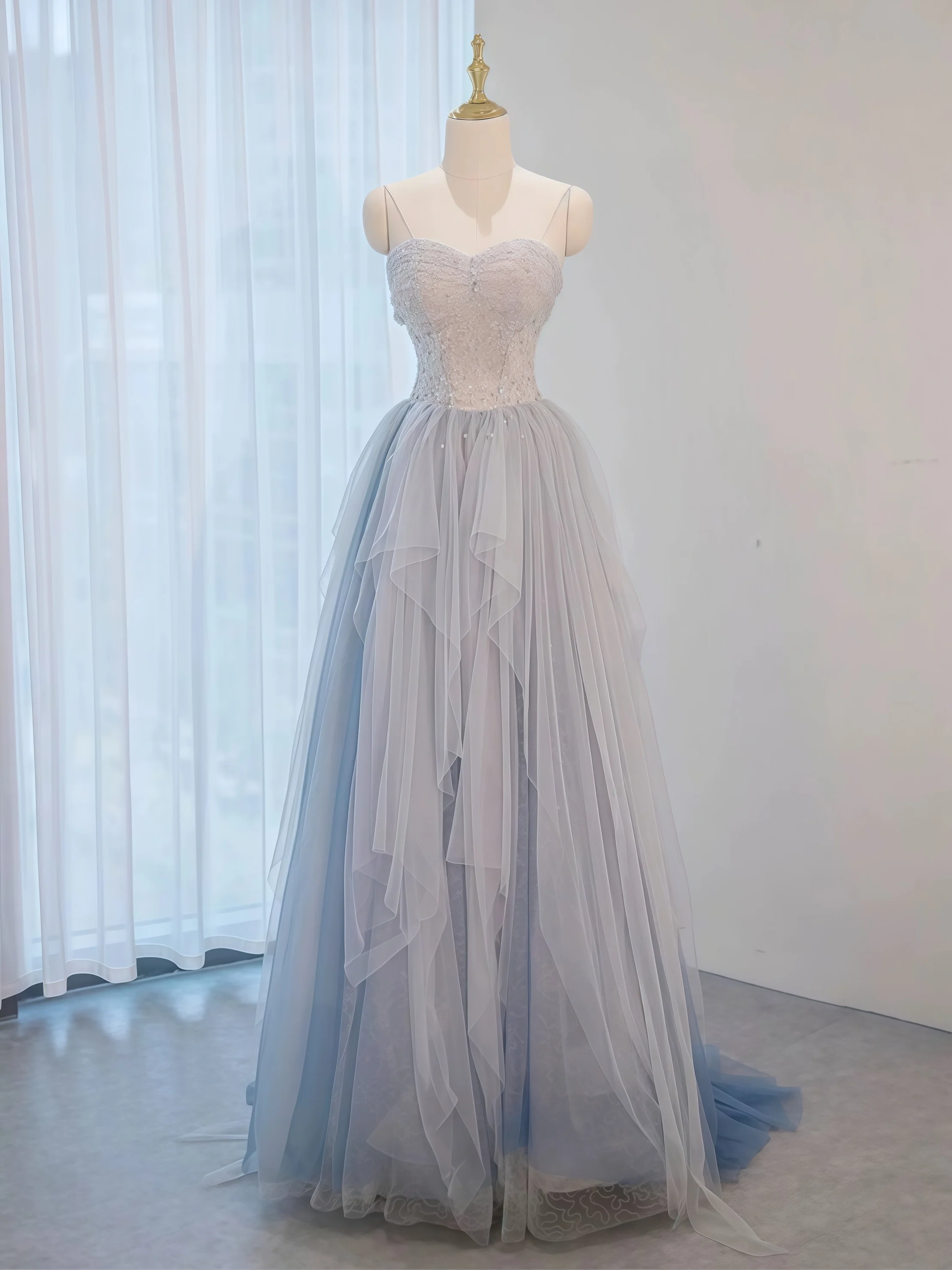 

Simple Sky Blue Prom Dress Sexy Sweetheart Neckline Tie Back Open Back A-Line Chiffon Special Occasion Evening Dress