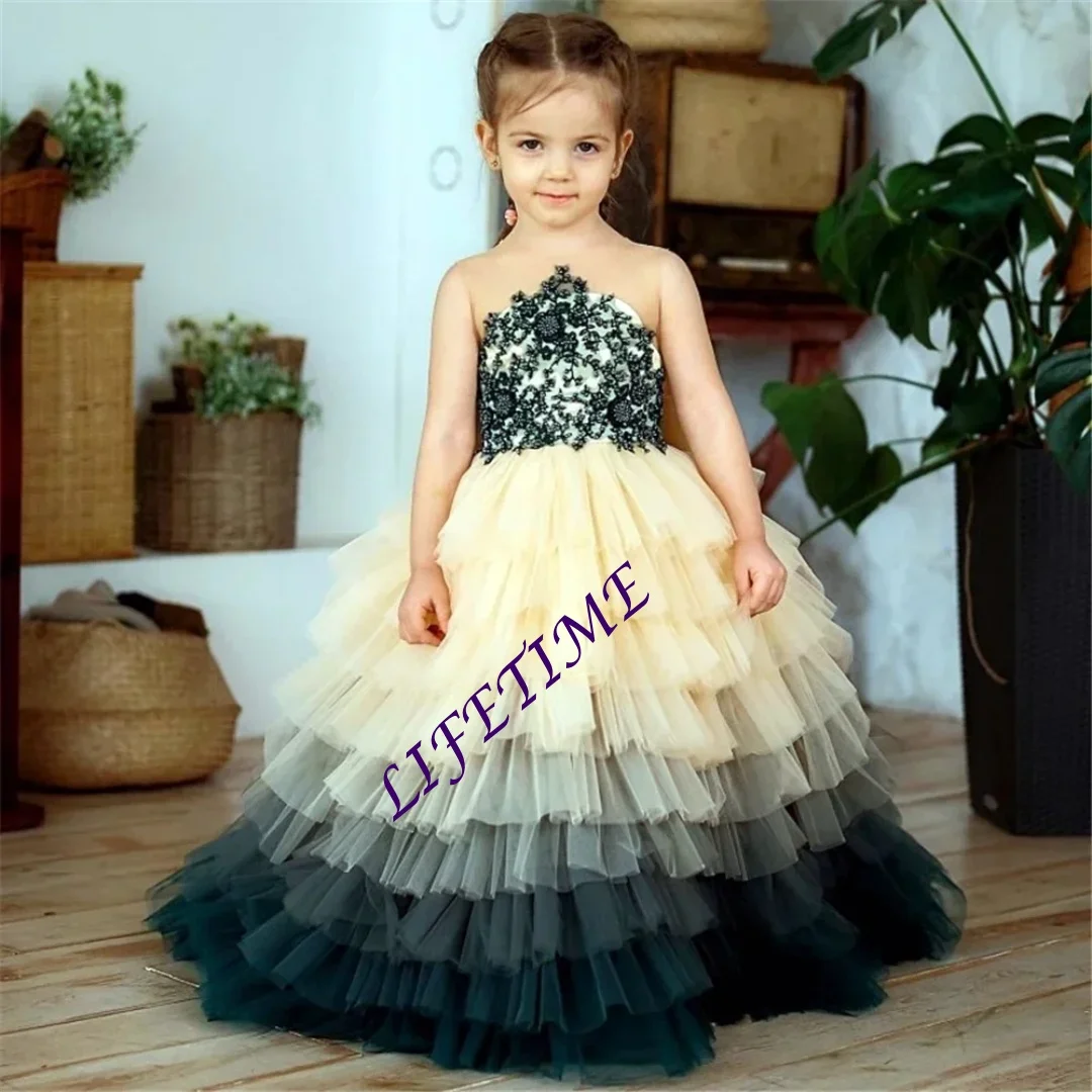 Maßgeschneiderte elegante mehrlagige Blumenmädchenkleider in Marineblau mit Schleife, ärmellos für Hochzeit, Kindergeburtstag, Party, Prinzessin, Abendkleid