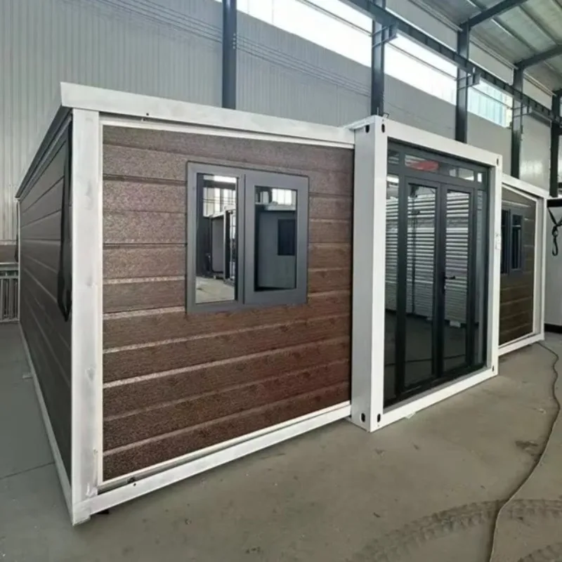 Custom Design Sandwich Panel Container House with Modern Mobile Home 40ft 3 Bedrooms Fireproof Sound Insulation