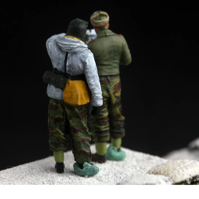 Model w skali 1:72, 2 sztuki niemieckich oficerów i żołnierzy zimowych, postawy stojące, drużyny szturmowe, figurki akcji, zabawki, akcesoria do scen DIY