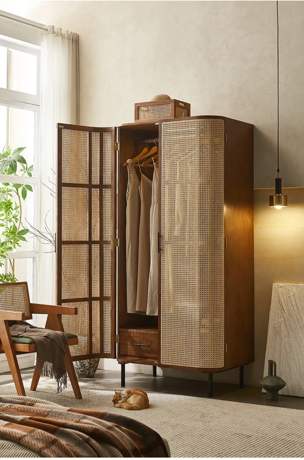 Aesthetic Vintage Wood Wardrobes Orgnizer Luxury Display Clothes Wardrobe Adult Wooden Modern Guarda Roupa Bedroom